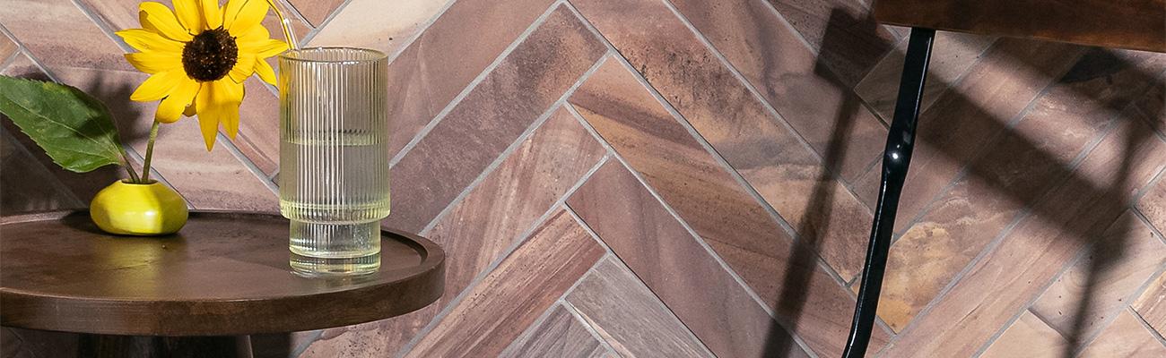 Vesper - Rich, Dynamic Brown-Red Hues