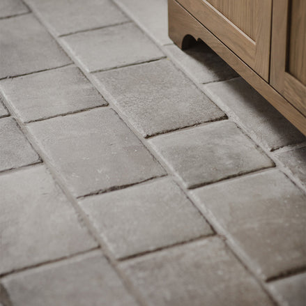 Italian Porcelain 18mm Thick 8x8 Crema KONFORT