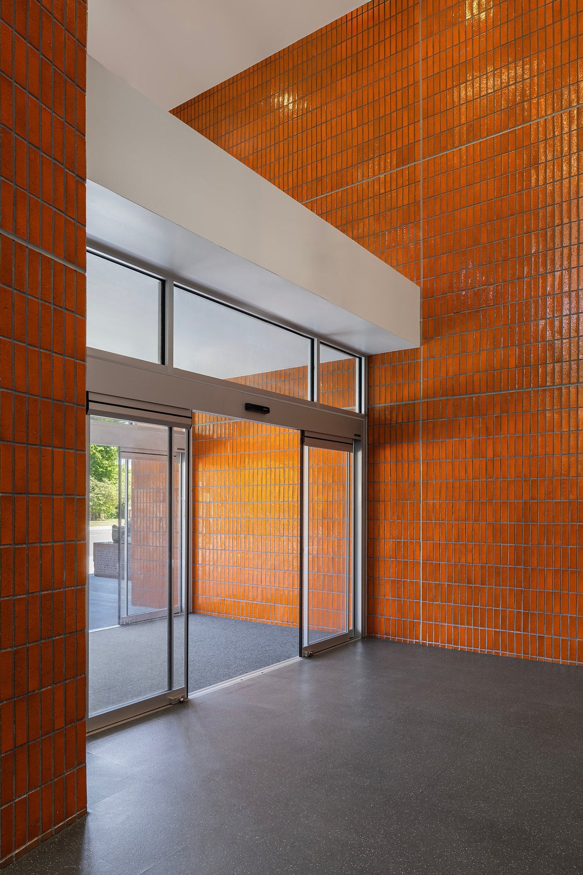 Lobby walls in Sunset glazed brick