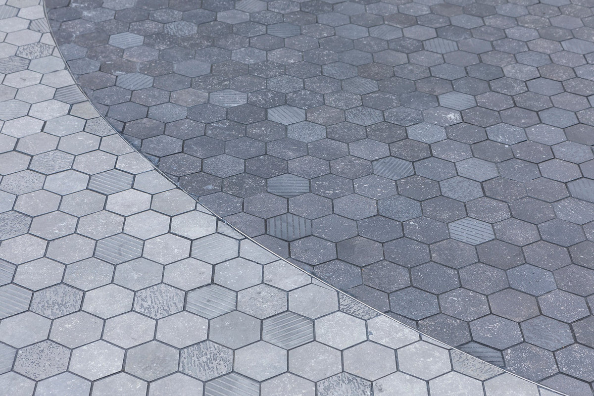 Hex mosaic detail, Nero and Grigio