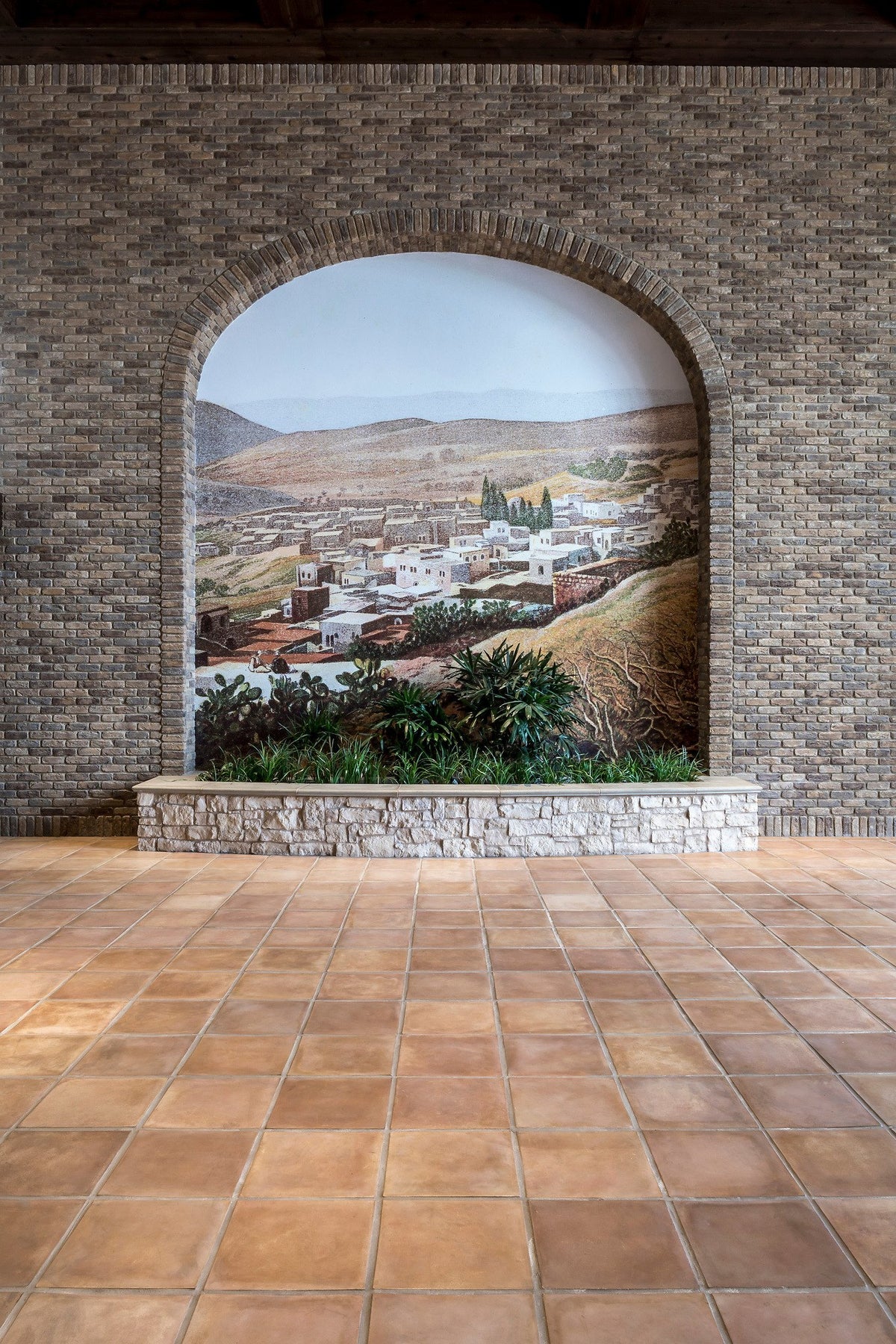 Brick arch above the Artillo floor