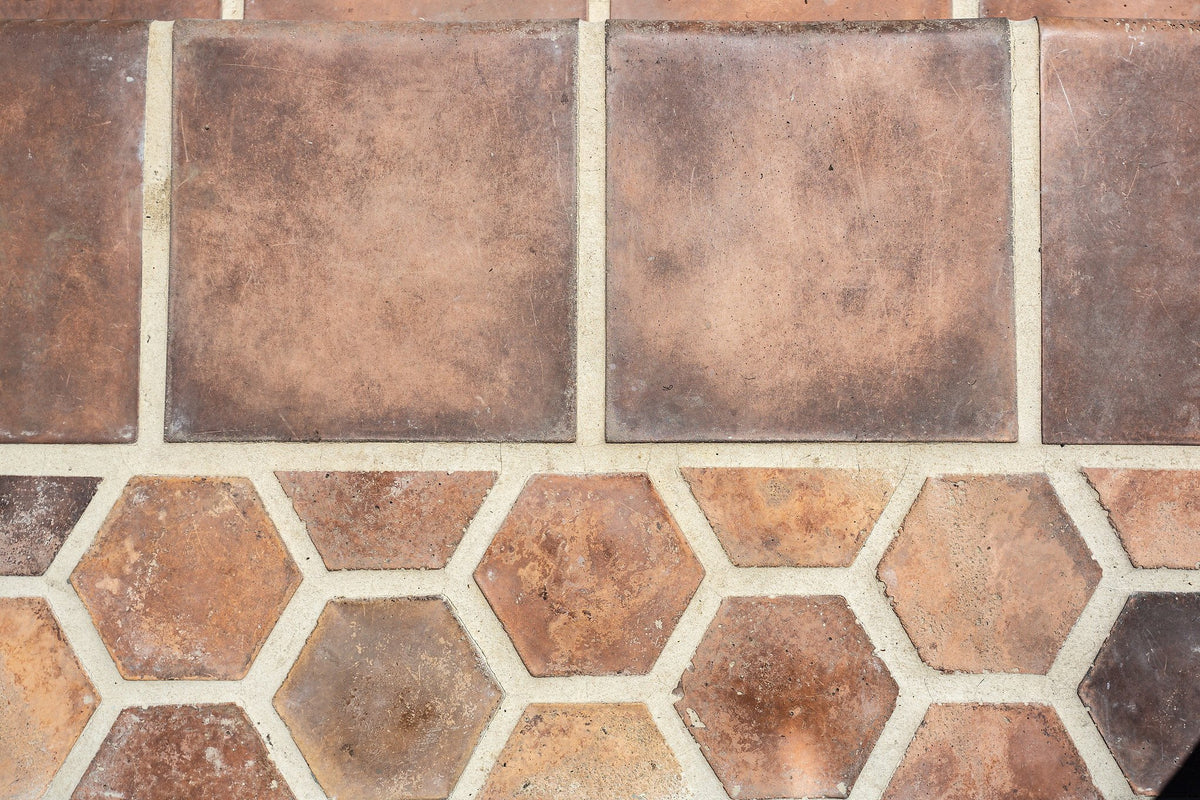 Square tread over hexagon floor