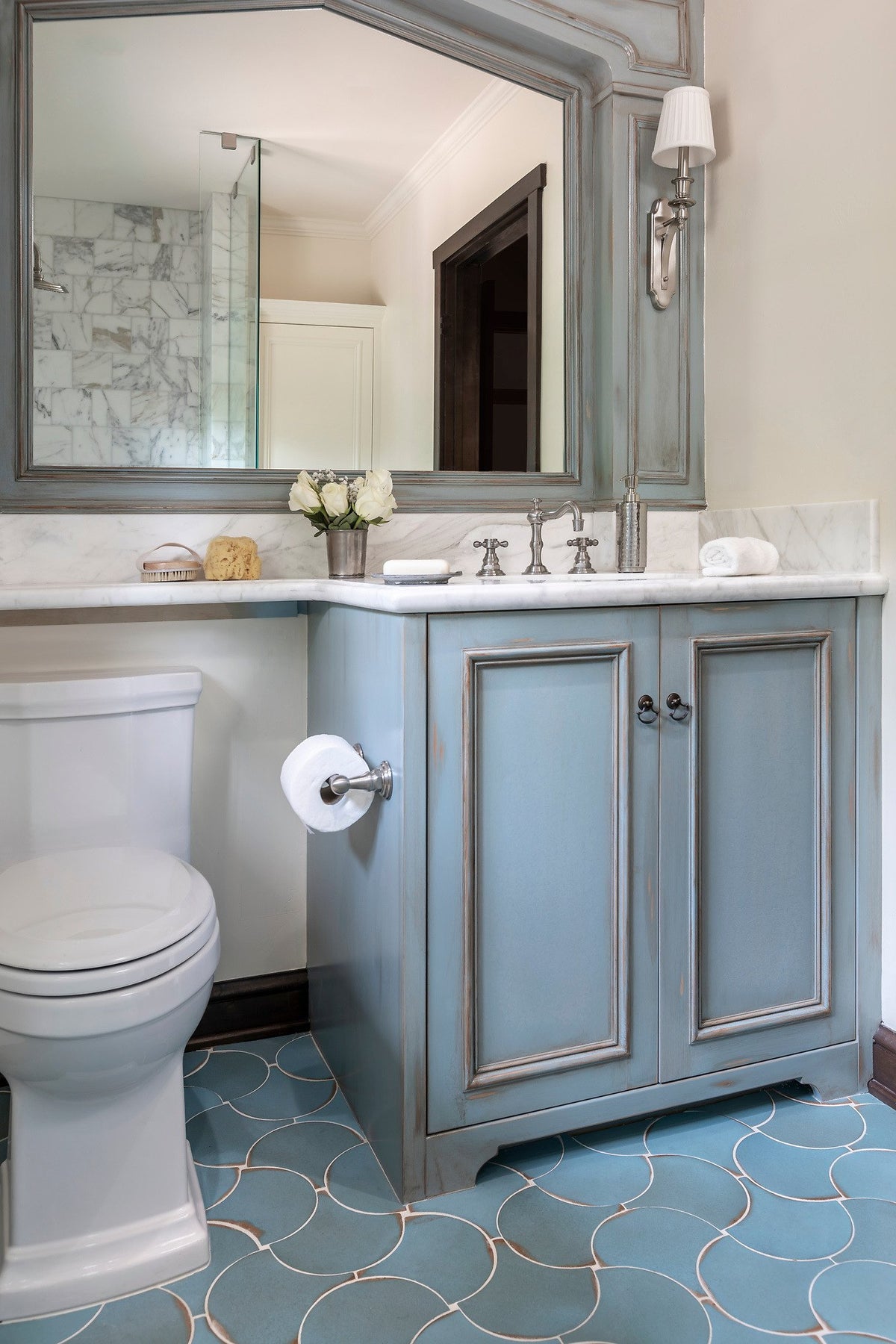 Vanity on Coachella Blue Conche