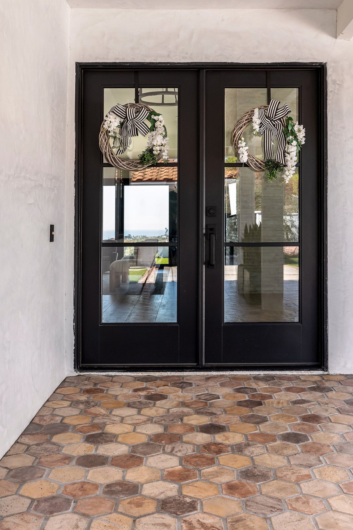 Front door over Creme Fraiche hexagon