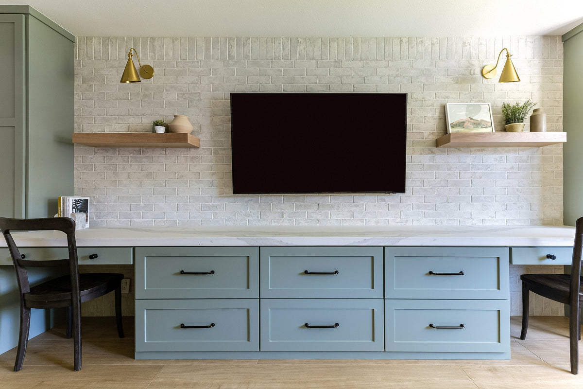 Office wall in Early Gray brick