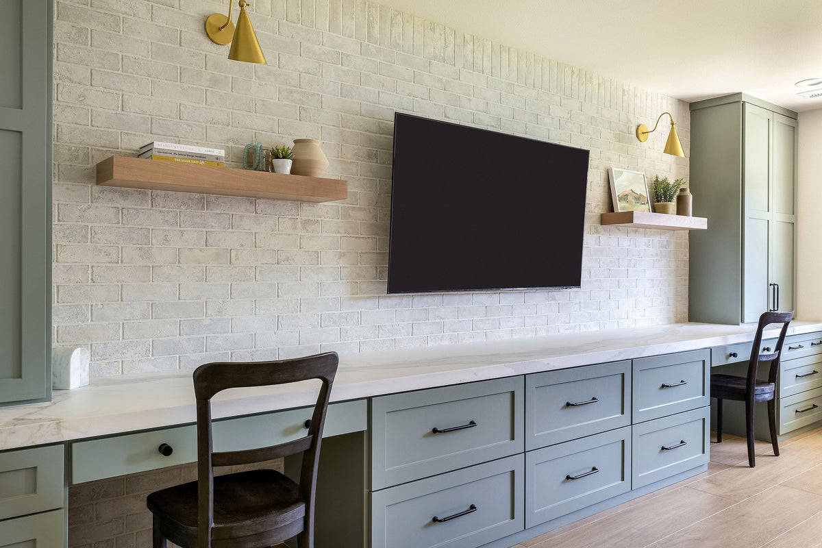 Desk wall in Standard Brick 2x8