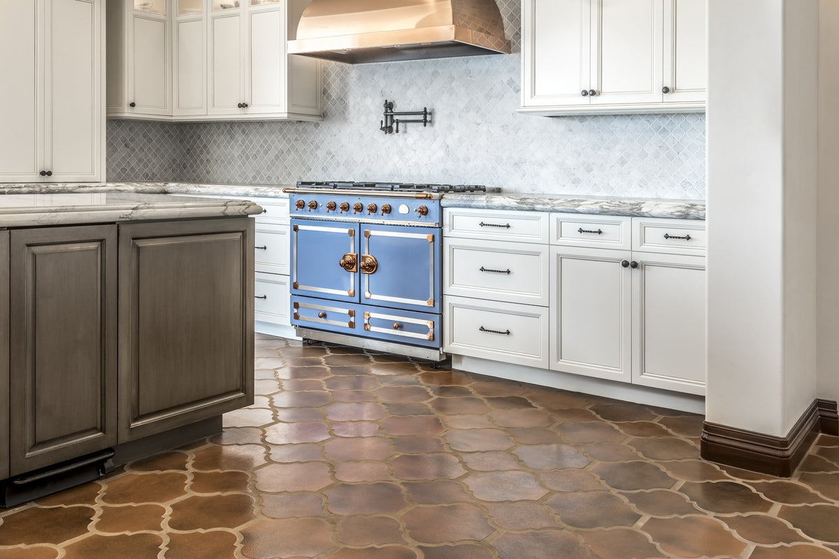 Kitchen with Arabesque floor