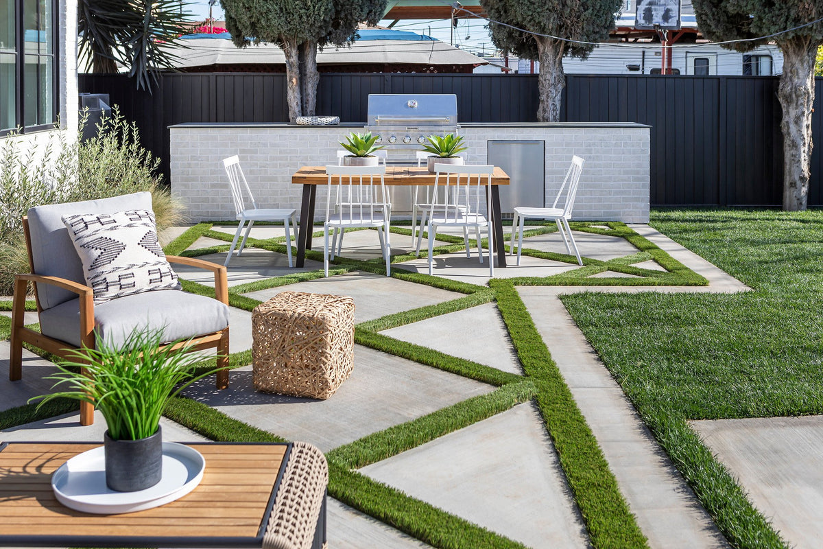 Patio dining by the outdoor kitchen