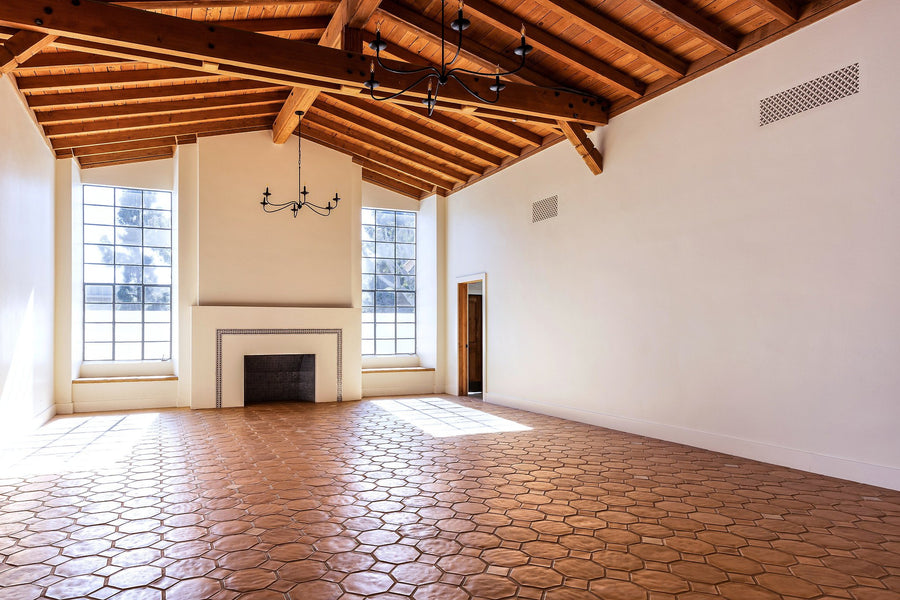 Grand Gimeno Colonial Revival