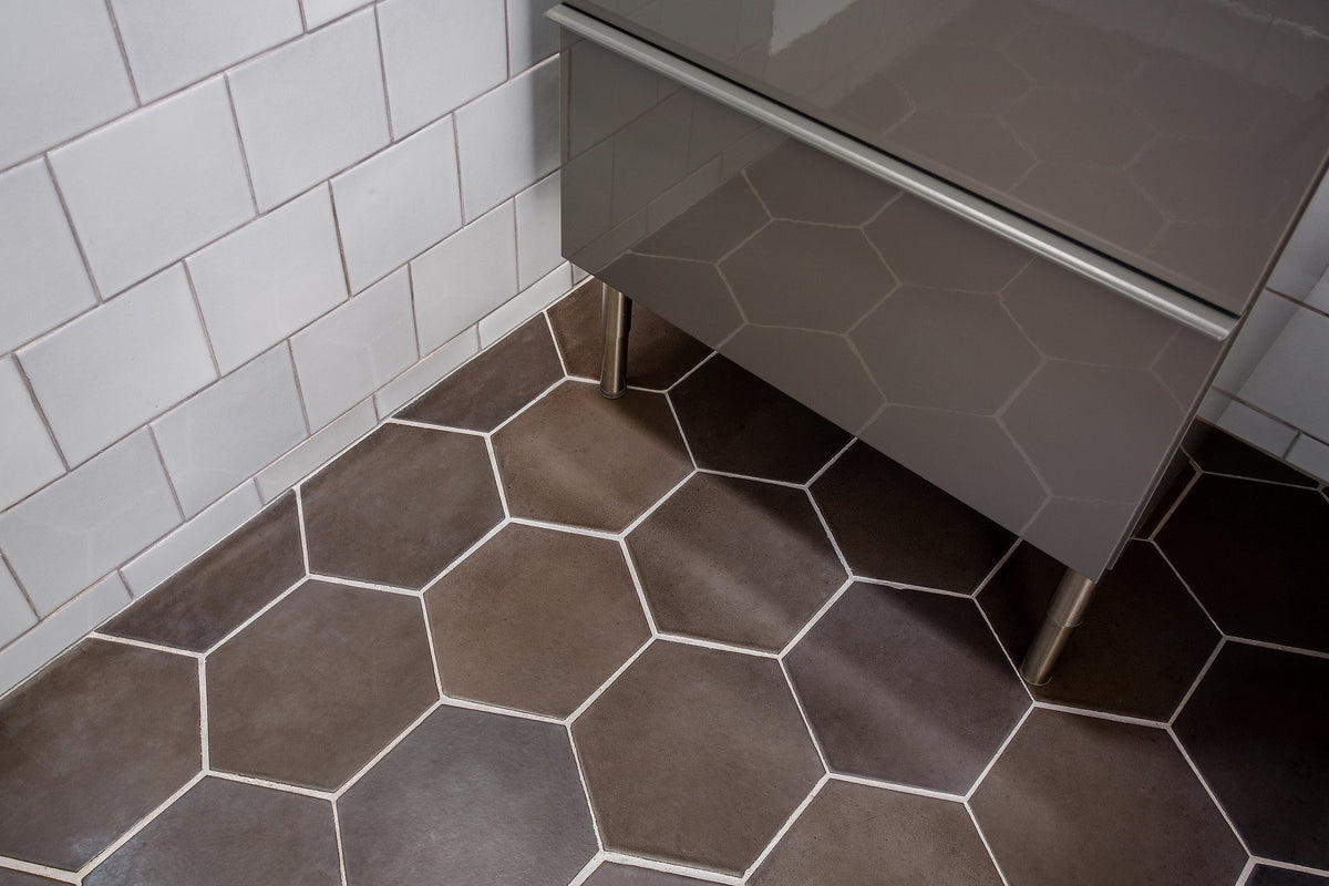 Hexagon floor meets the vanity