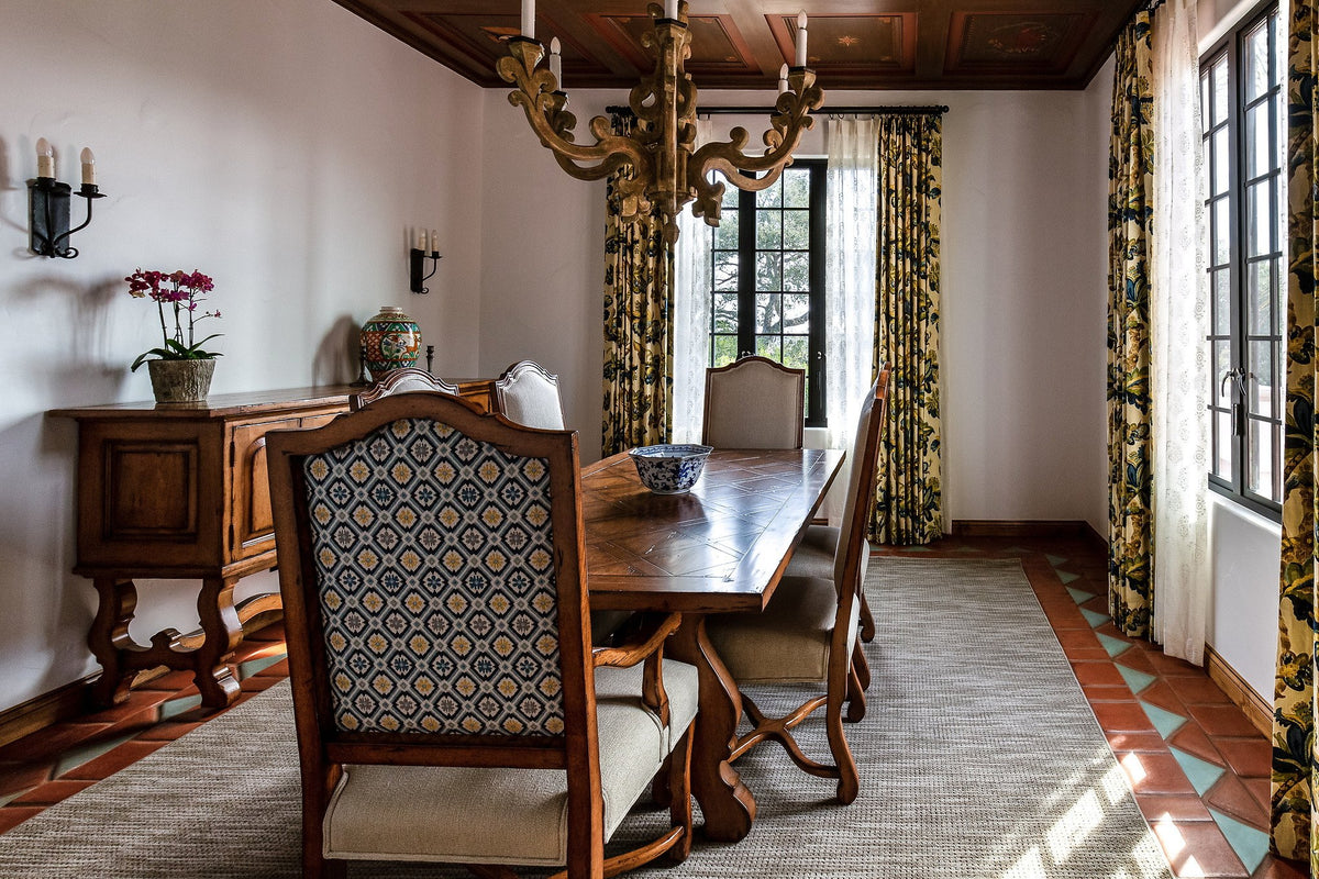 Dining room with terracotta tile border