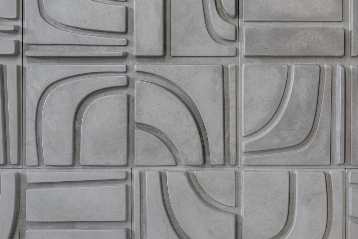 Carved arcs and channels up close