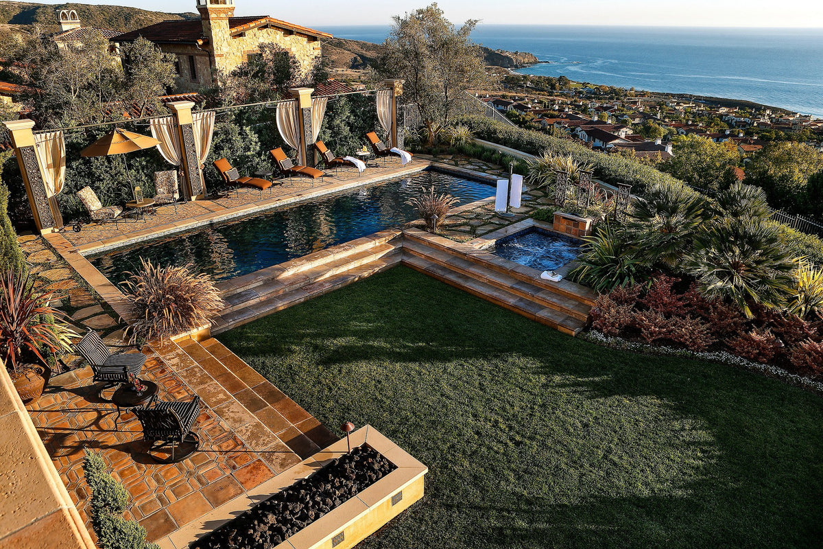 Pool terrace above the coastline
