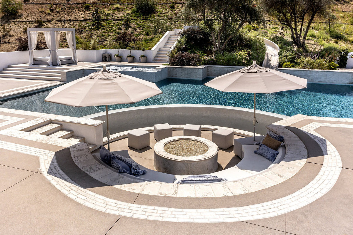Sunken lounge ringed in thin brick