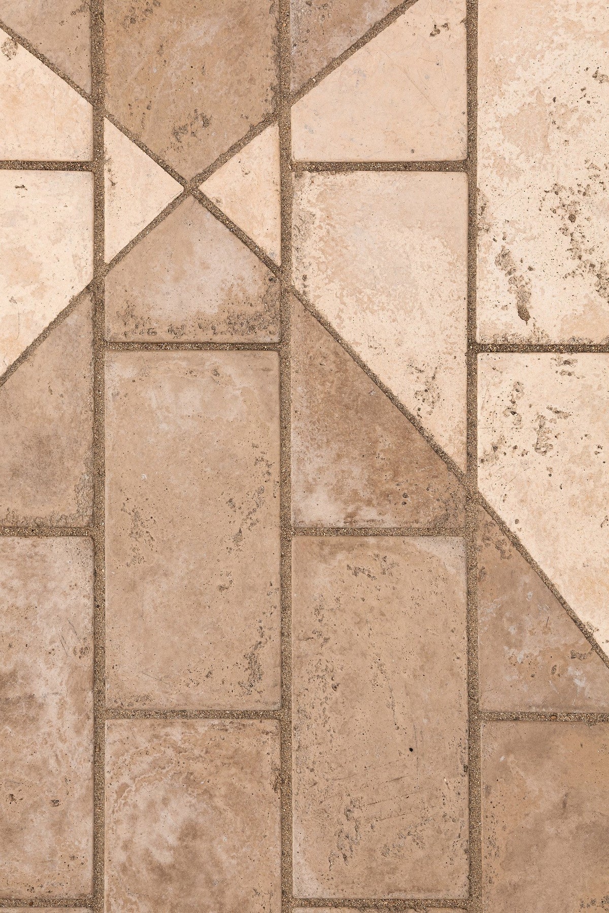 Hacienda pavers in Roman pattern