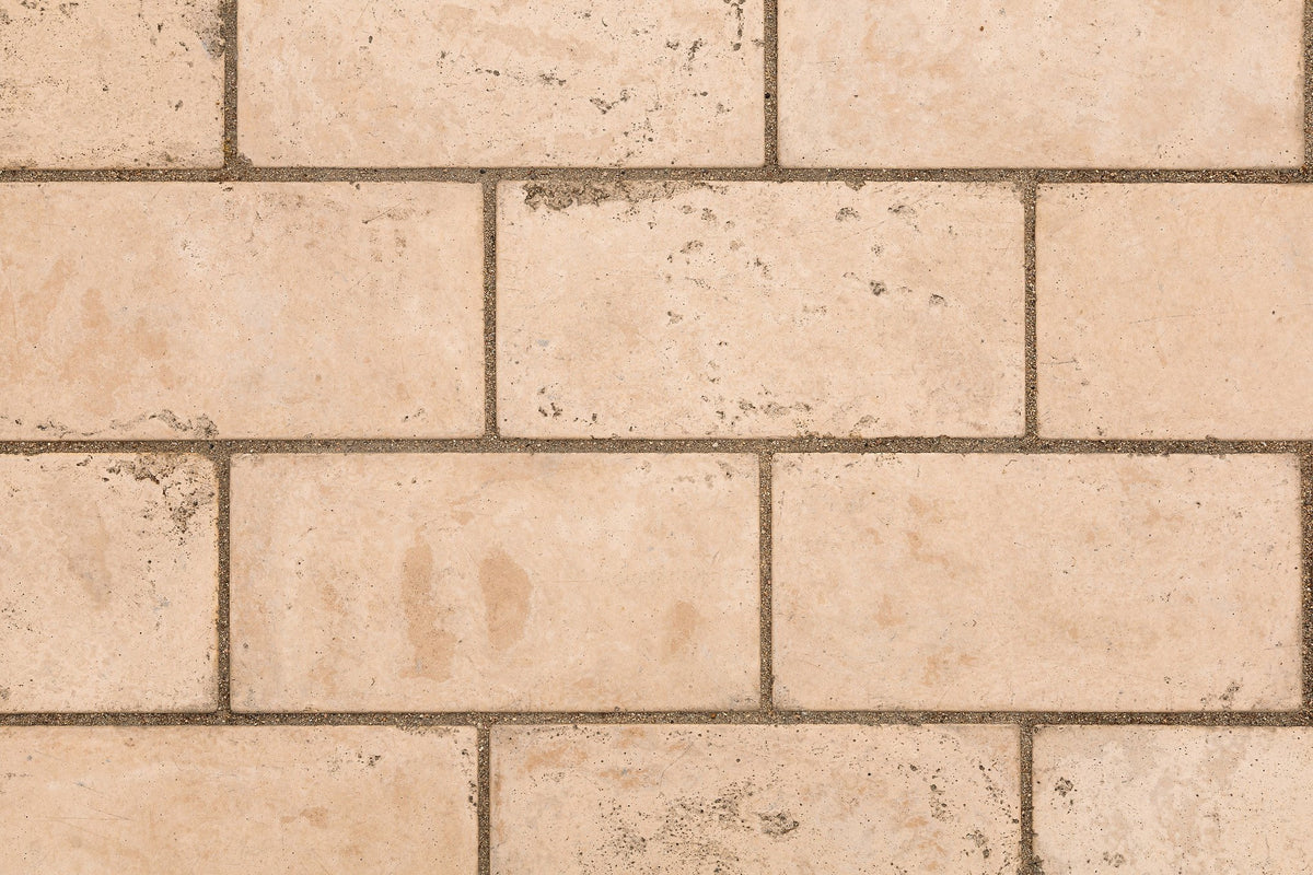 Close-up of Hacienda Limestone pavers