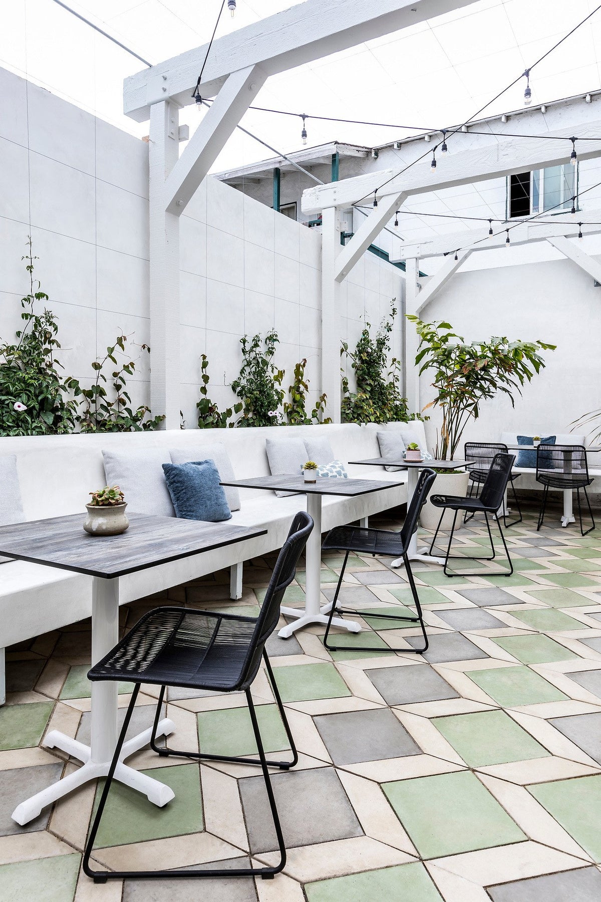 Tables set on the Roman pattern