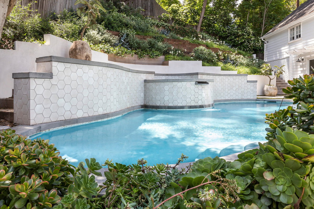 Pool and spa with hexagon walls