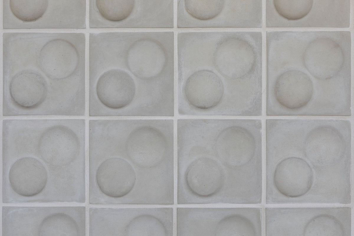 Circle relief of Corona tile