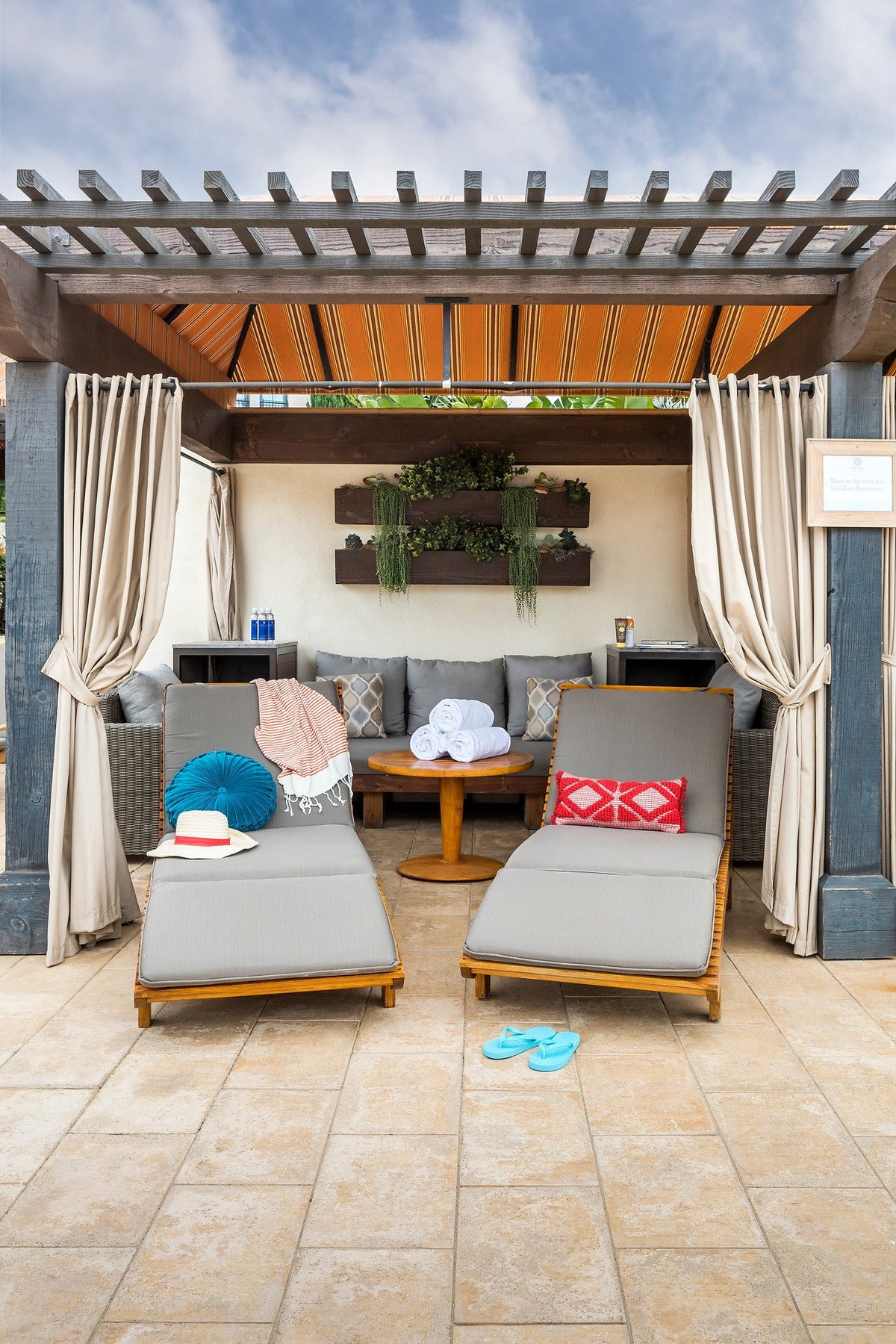 Cabana set on Roman pavers