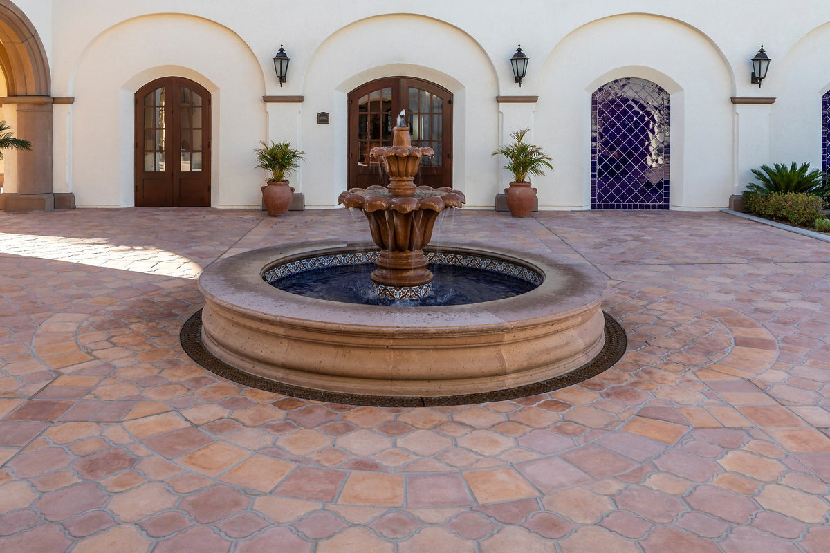 Courtyard fountain on Arabesque 5B