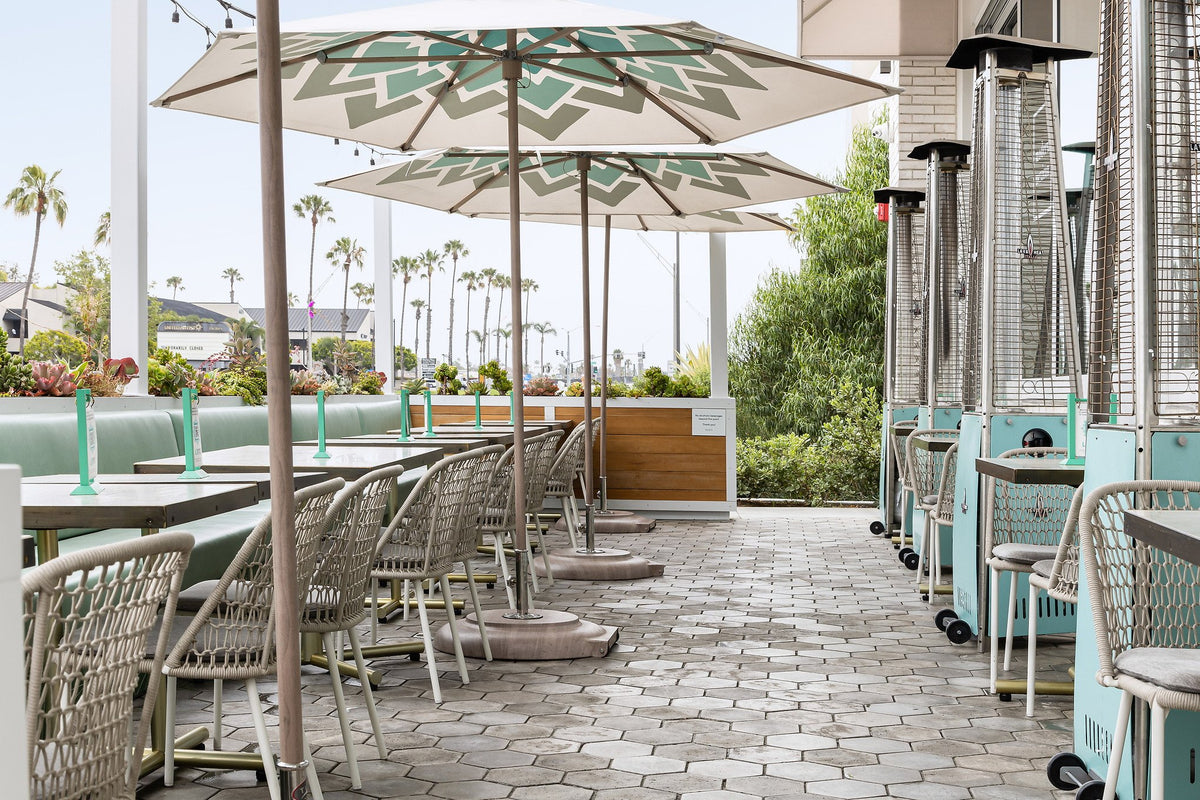 Restaurant patio with hexagon pavers