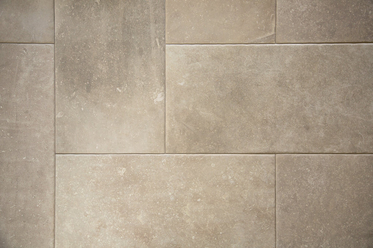Close-up of the Crema stone look