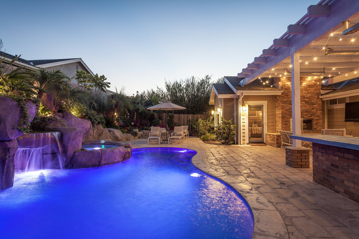 Roman pavers along the pool edge